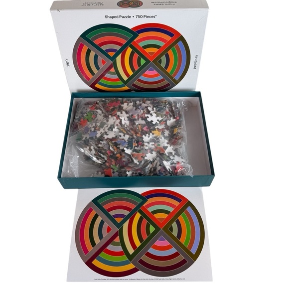 Moma Frank Stella 750 Piece Shaped‎ Puzzle Jigsaw Puzzle New In Box - Picture 2 of 5
